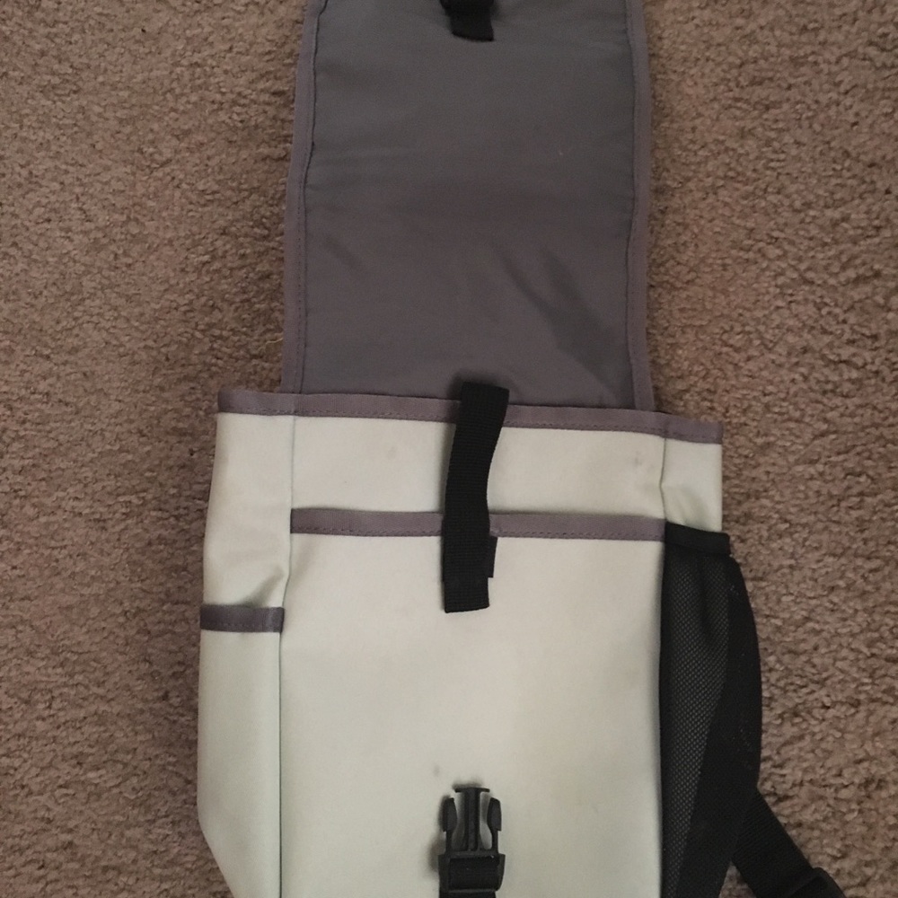 Crossbody bag - Picture 3 of 3